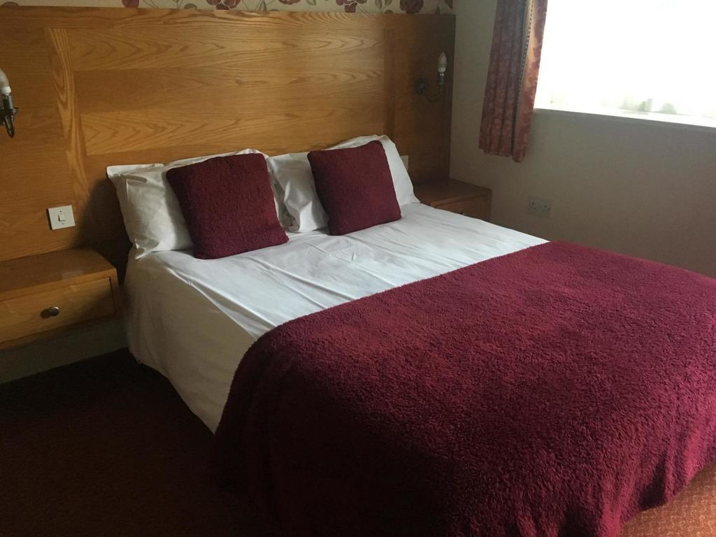 Three Horseshoes Inn Bubbenhall Extérieur photo