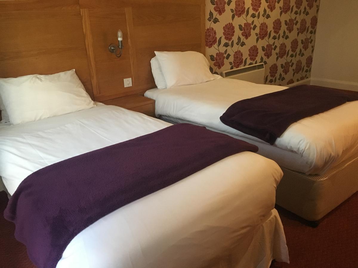 Three Horseshoes Inn Bubbenhall Extérieur photo